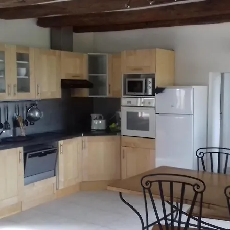 Villa La Roche-Posay, 2 Bedrooms, 4 Persons - Fr-1-541-73 Holiday home La Roche-Posay