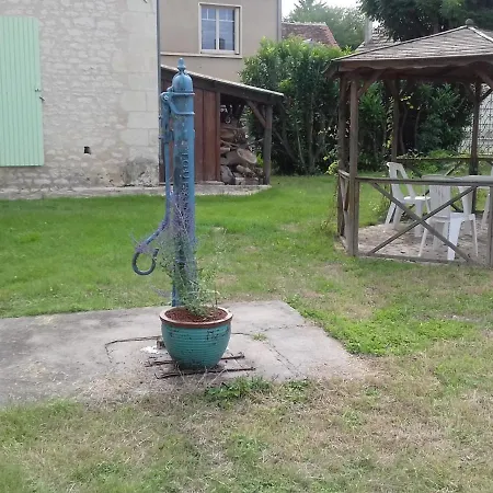 Villa La Roche-Posay, 2 Bedrooms, 4 Persons - Fr-1-541-73 Holiday home La Roche-Posay